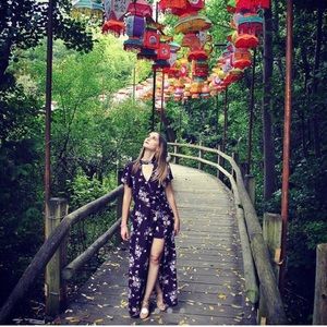 Francesca's/Miami Floral Maroon Cape Dress